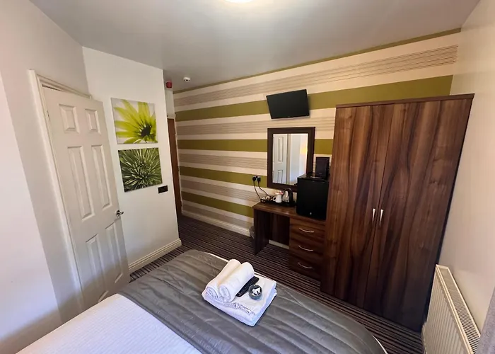 Delovely Hotel Blackpool